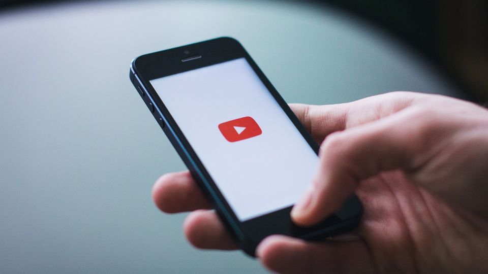 Работает с сегодняшнего дня: YouTube осчастливил всех пользователей из России