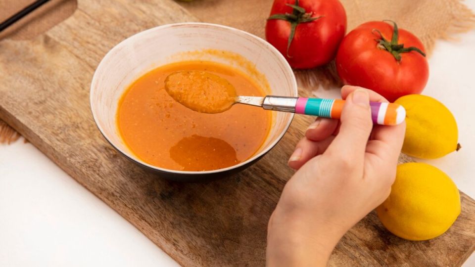 Особая подлива за 3 минуты: к котлетам, сосискам и не только — блюда в 100 раз вкуснее