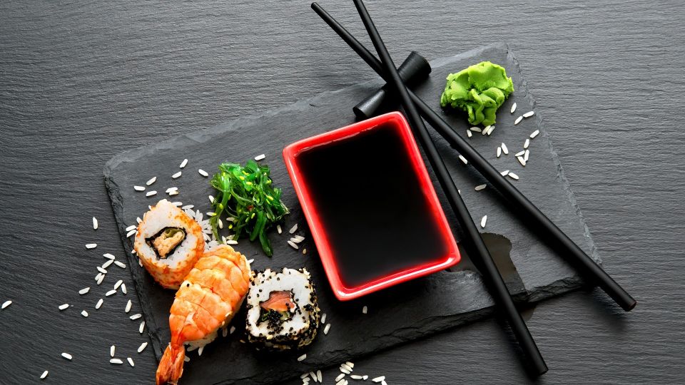 Не такой уж безобидный: вот кому нужно немедленно отказаться от соевого соуса