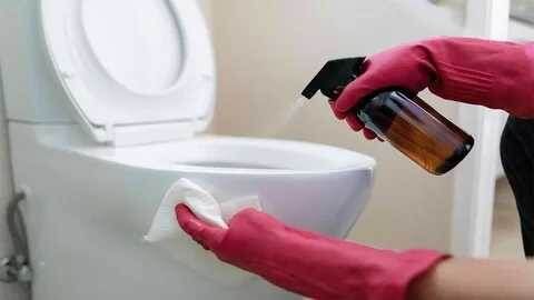 Как победить стойкий известковый налет в унитазе без срочных мер