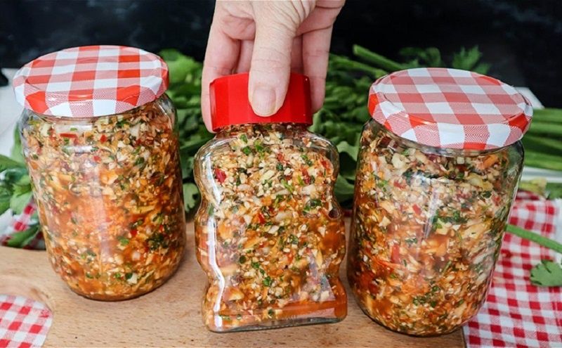 Домашняя витаминная приправа сохраняет лето без консервантов