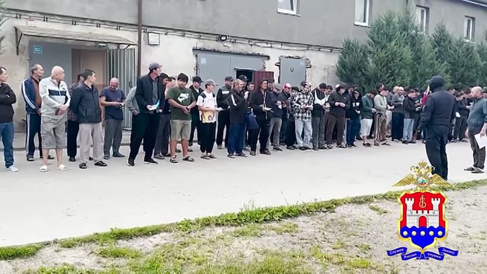      8 ,   