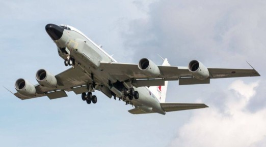        RC-135W Rivet Joint     12-  9  2025 ,         ׸ 
