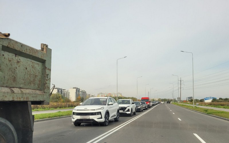 Заторы на Аллее Смелых распространят на все перекрёстки Калининграда Пришёл