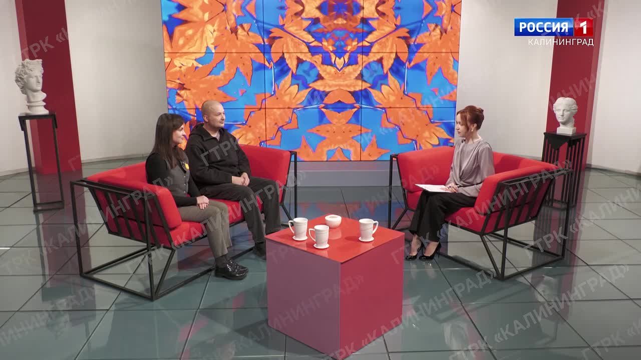 В гостях у «Утра России» – Юлия Чурилова, исполнительный директор ежегодного музейно-семейного фестиваля «Острова», и Пётр Стабровский – дизайнер, художник, участник выставок современного искусства