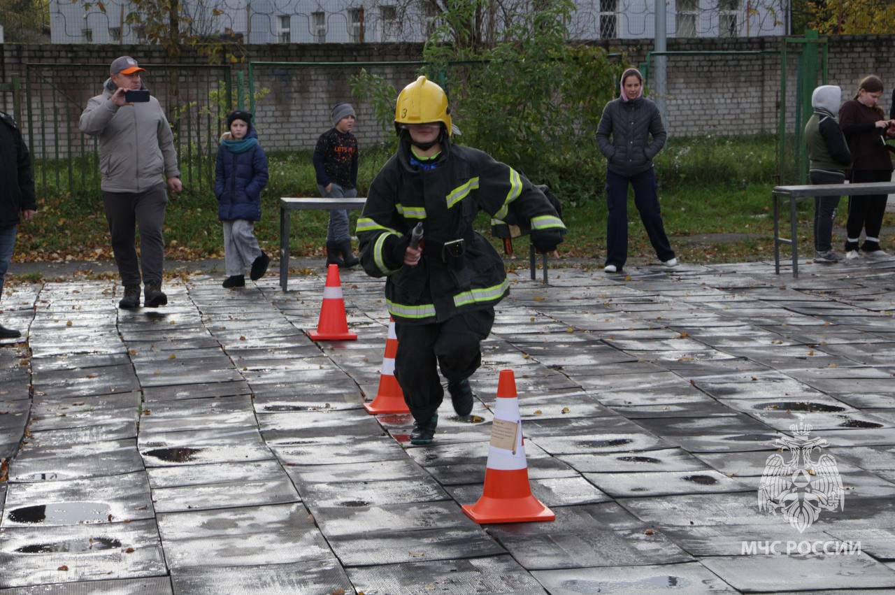 В Калининграде прошёл один из этапов региональных соревнований обучающихся Российской Федерации «Школа безопасности» В Калининграде прошёл один из этапов региональных соревнований обучающихся Российской Федерации «Школа безопасности»