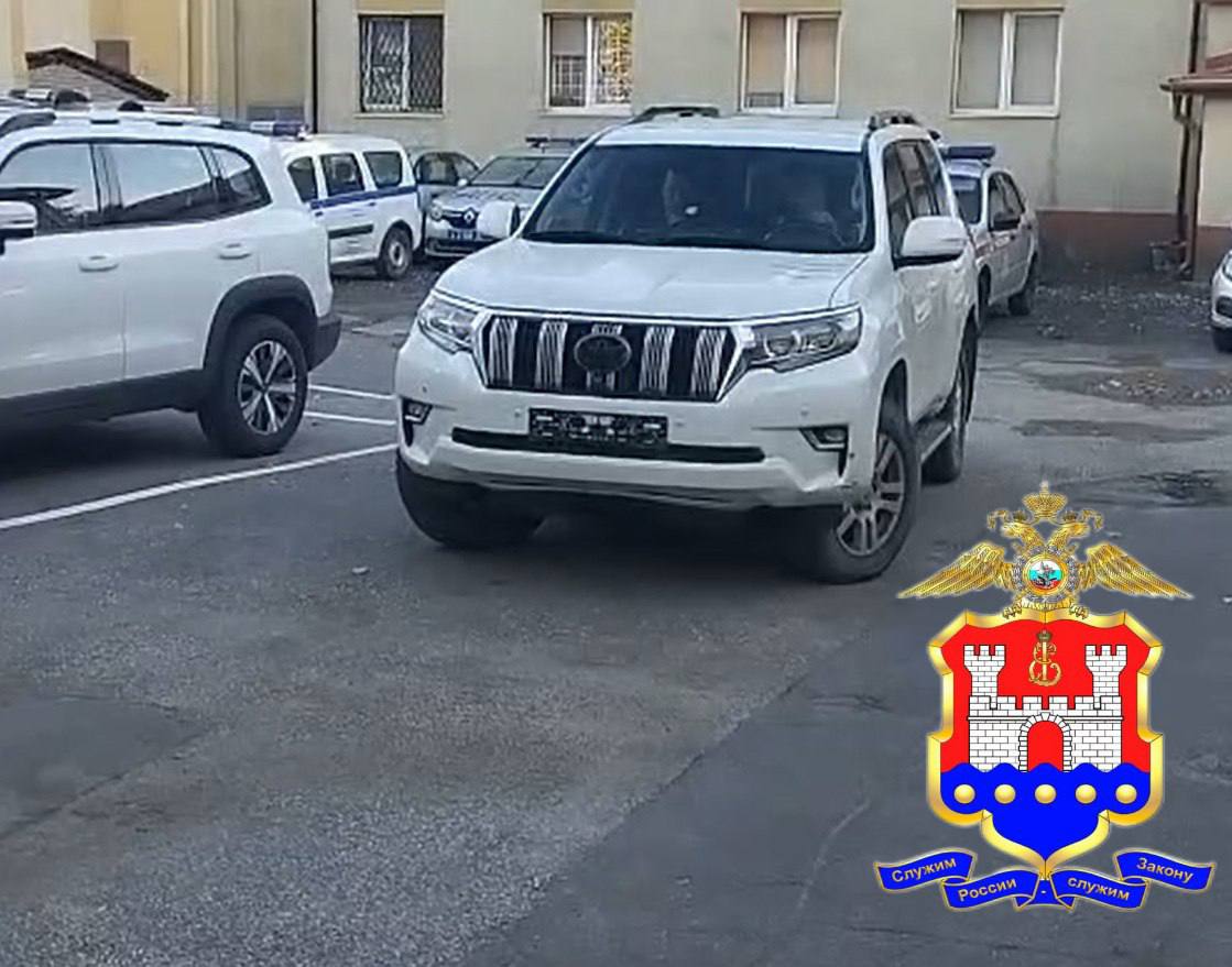 В Зеленоградске полицейские изъяли иномарку у водителя, который ранее был уличен в нетрезвом вождении