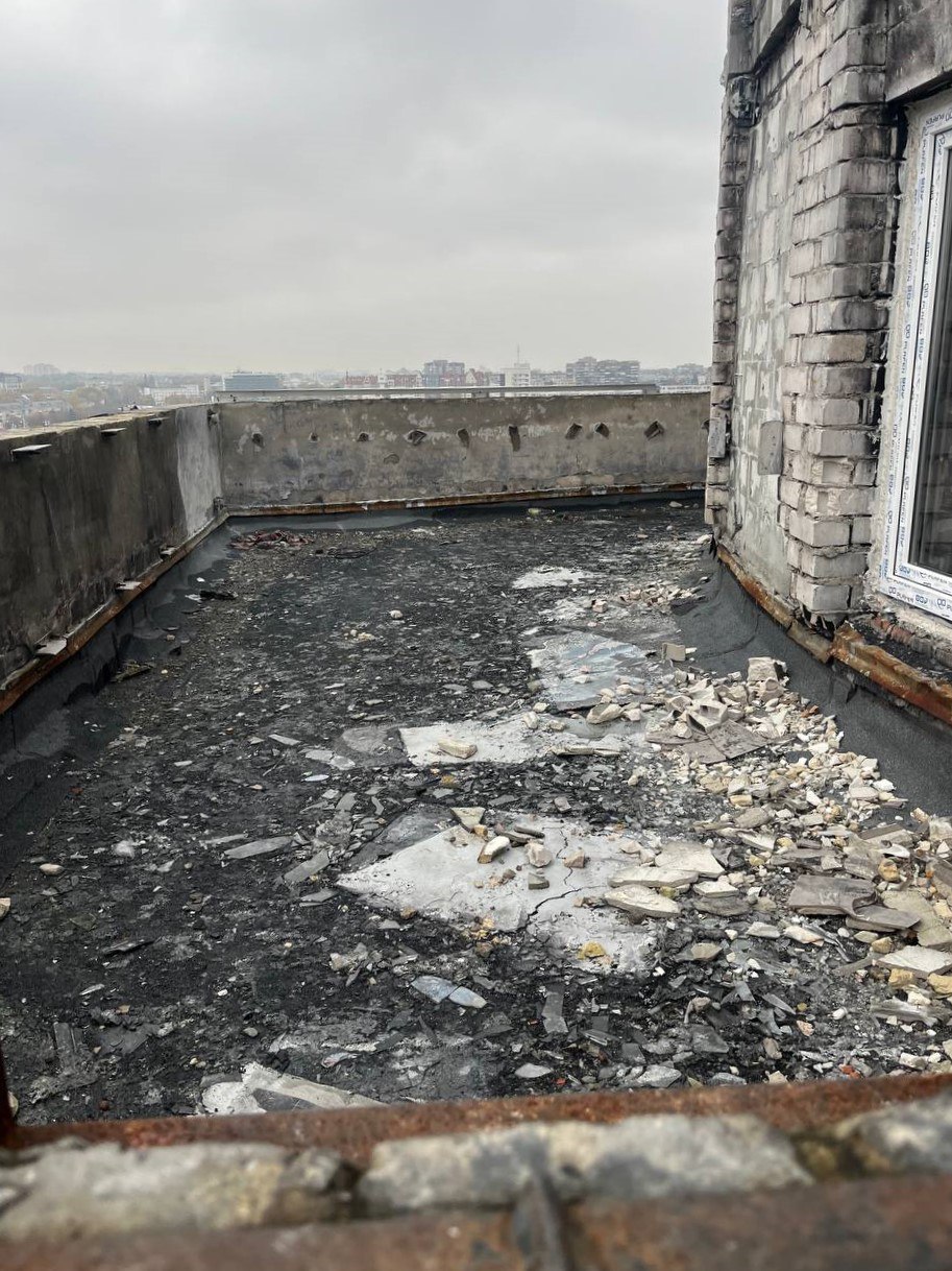 Фонд капремонта восстановит крышу и фасад горевшей высотки на улице Эпроновской в Калининграде Фонд капремонта восстановит крышу и фасад горевшей высотки на улице Эпроновской в Калининграде