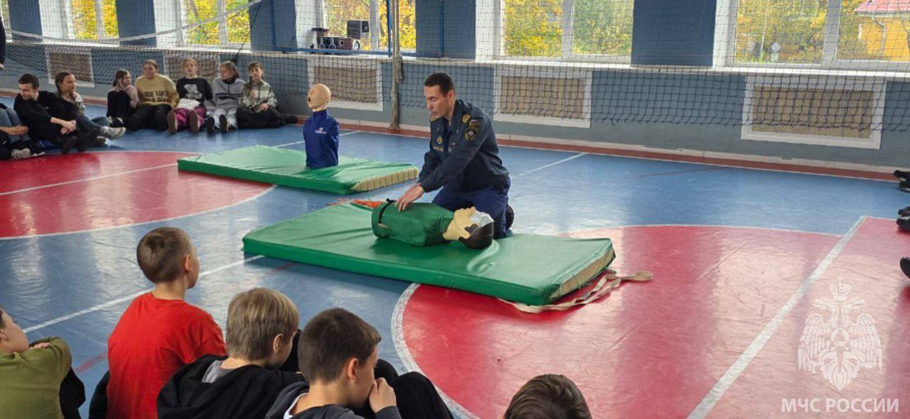 Кадеты проводят каникулы с пользой Кадеты проводят каникулы с пользой