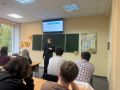 Сотрудники региональной Госавтоинспекции провели правовой ликбез для студентов калининградского колледжа МФЮА на тему: «Безопасная поездка на СИМ»