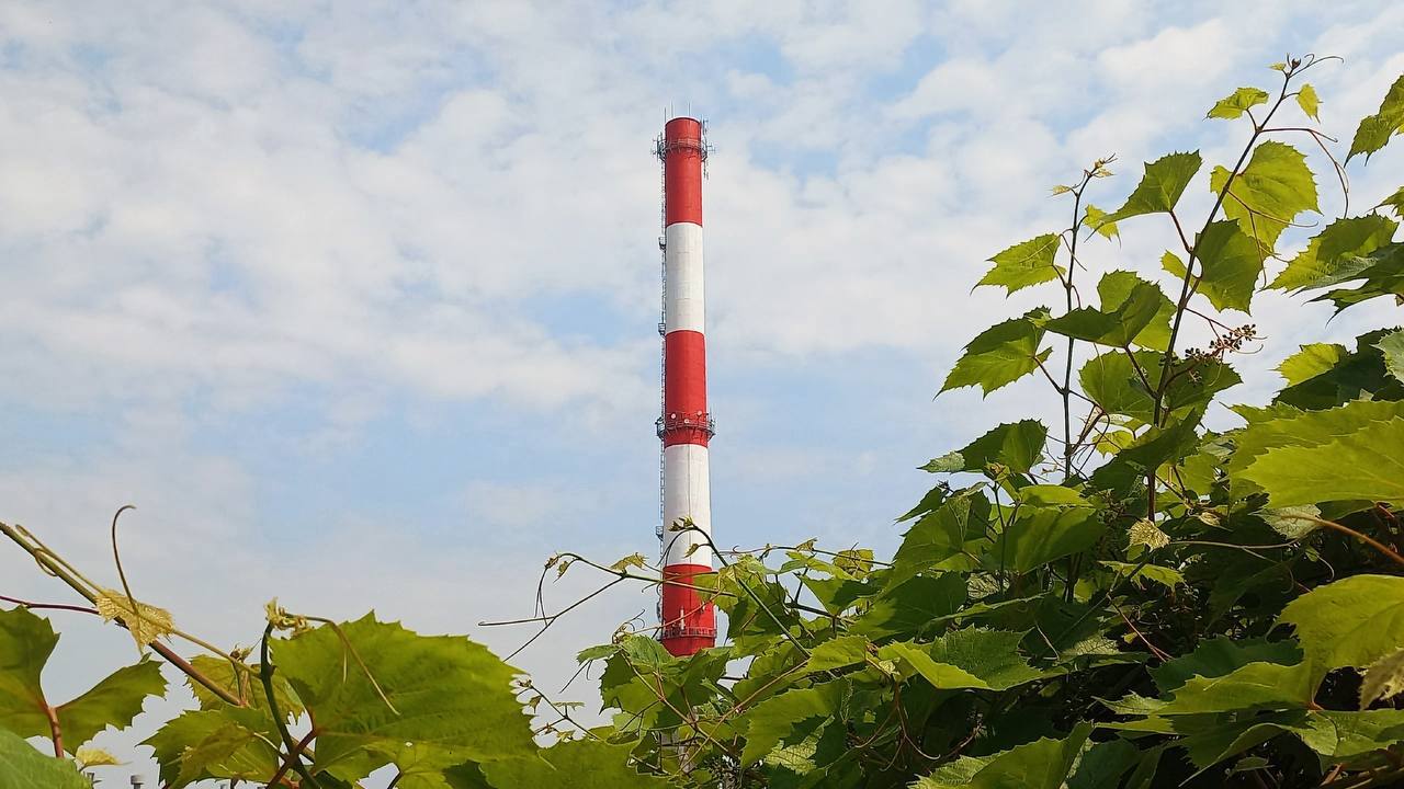 Калининградцев предупредили о возможном черном дыме и запахе от теплостанции «Северная» На теплостанции включат котлы, используя резервное топливо