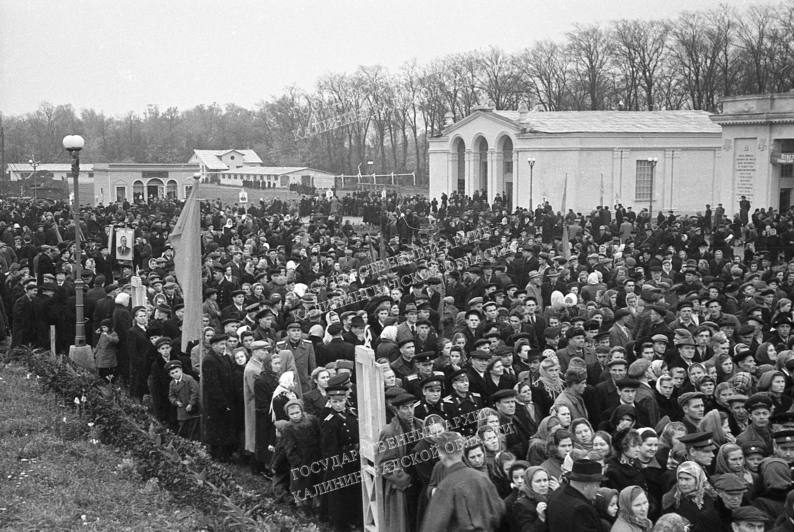 В госархиве рассказали о «калининградской ВДНХ», остатки которой можно найти в городе и сегодня В госархиве рассказали о «калининградской ВДНХ», остатки которой можно найти в городе и сегодня