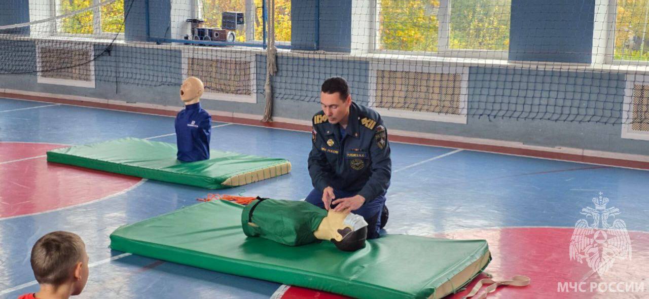 Кадеты проводят каникулы с пользой Кадеты проводят каникулы с пользой