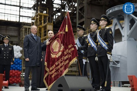 Помощник Президента России, председатель Морской коллегии Николай Патрушев вручил орден «За доблестный труд» коллективу судостроительного завода «Янтарь»