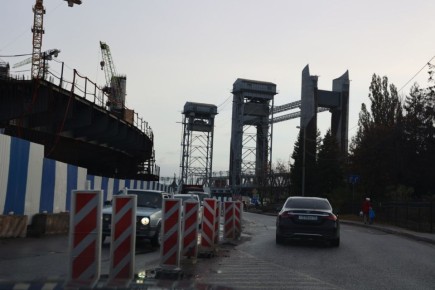 Водители, внимание!. С 31 октября на год вводится одностороннее движение на участке наб