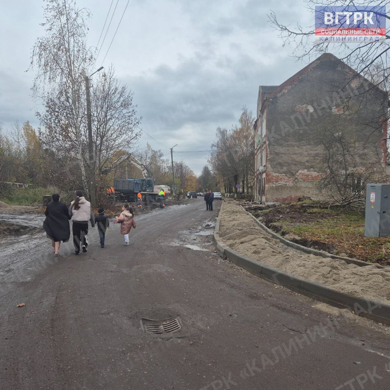 Фронт работ. Масштабные преобразования на территориях возле учреждений здравоохранения в Черняховске Фронт работ. Масштабные преобразования на территориях возле учреждений здравоохранения в Черняховске