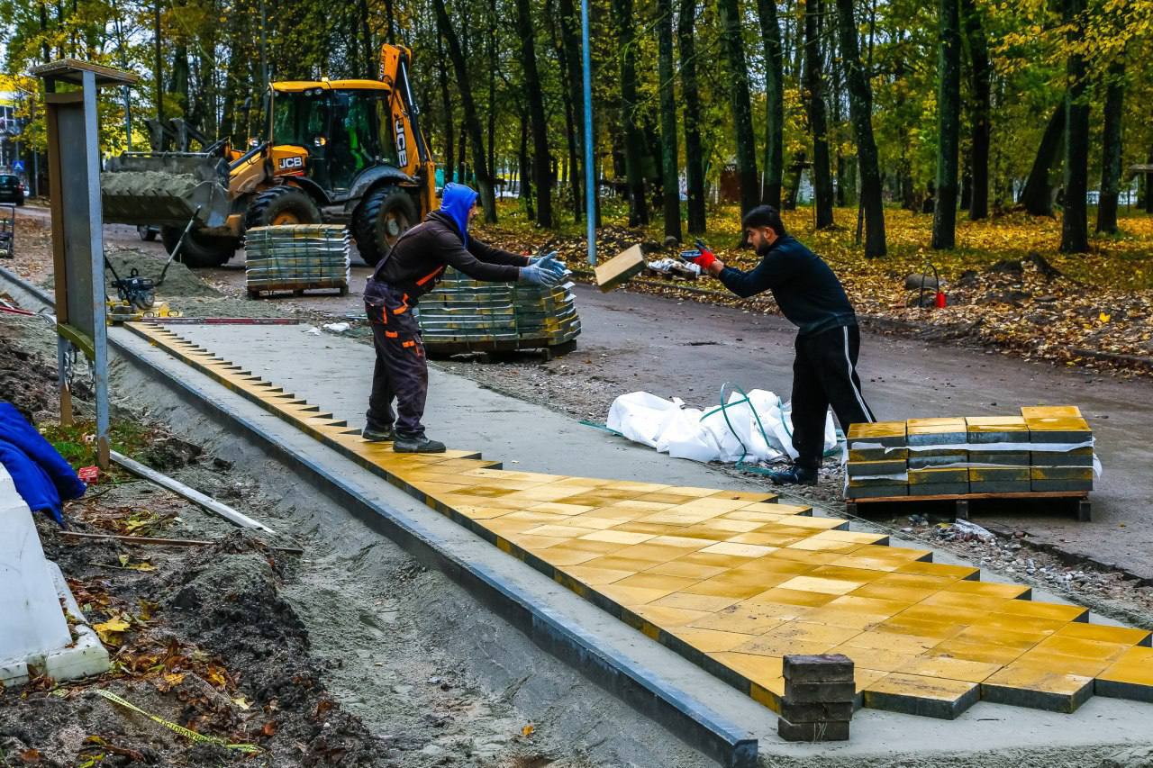 «Необычная плитка и возрождение бассейна»: как благоустраивают Парк воды, культуры и отдыха в Гусеве «Необычная плитка и возрождение бассейна»: как благоустраивают Парк воды, культуры и отдыха в Гусеве