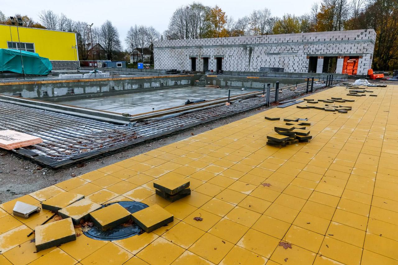 «Необычная плитка и возрождение бассейна»: как благоустраивают Парк воды, культуры и отдыха в Гусеве «Необычная плитка и возрождение бассейна»: как благоустраивают Парк воды, культуры и отдыха в Гусеве