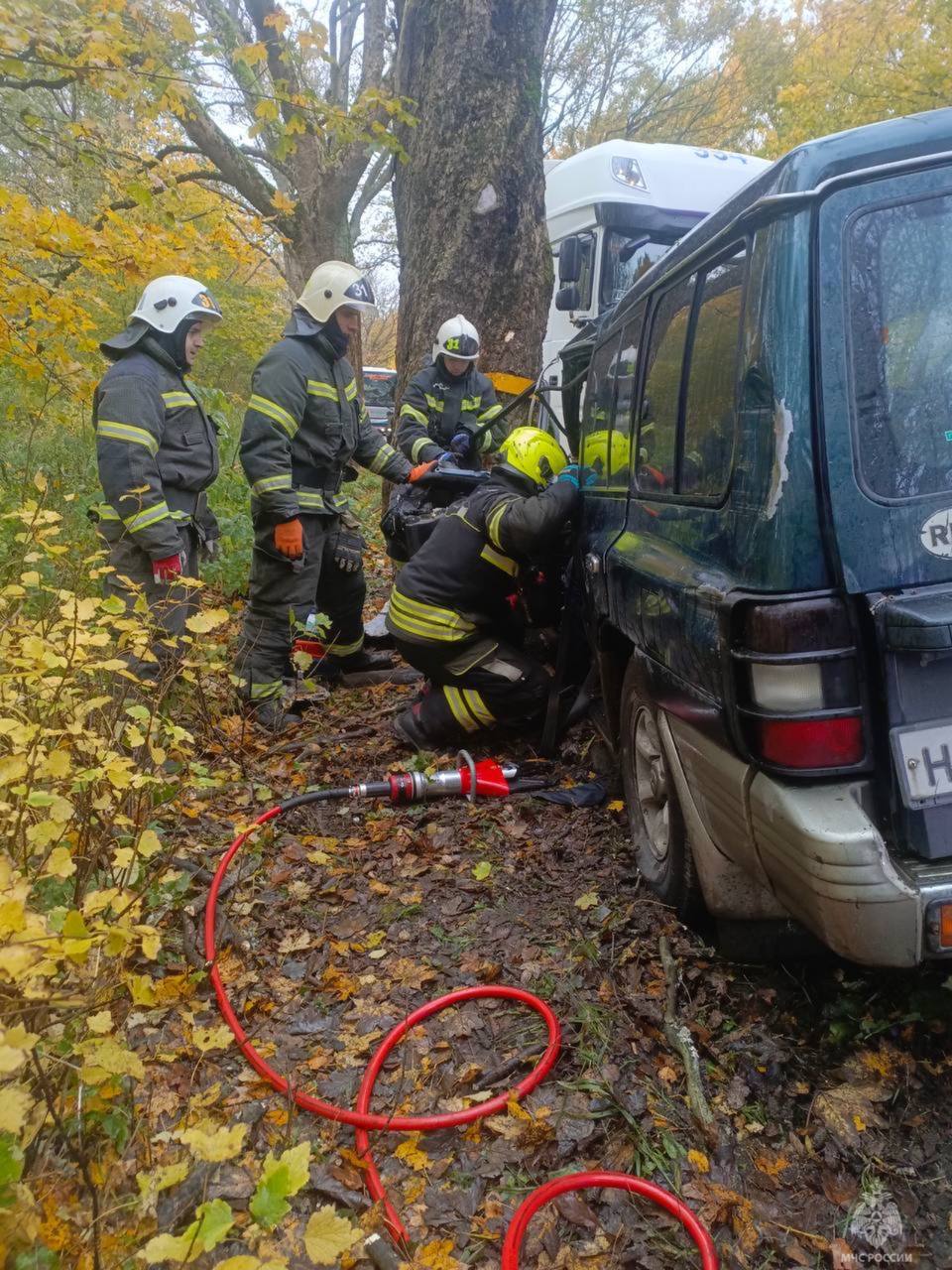 Сотрудники МЧС России реагировали на ДТП в Зеленоградском муниципальном округе Сотрудники МЧС России реагировали на ДТП в Зеленоградском муниципальном округе