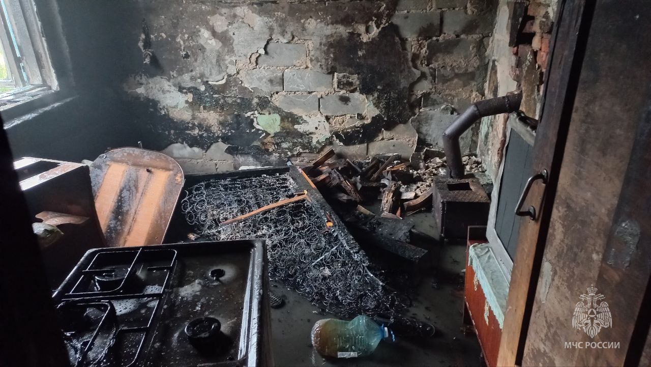 Сотрудники МЧС России потушили пожар в Гвардейском муниципальном округе