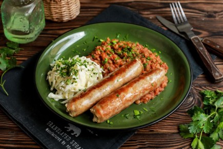 Насладитесь вкусным рагу с чечевицей и купатами: идеальный рецепт для семейного ужина