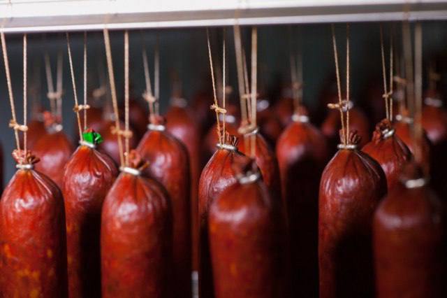 «Макароны, вина, колбасы»: в таможне рассказали, что завозят в Калининград автотранспортом