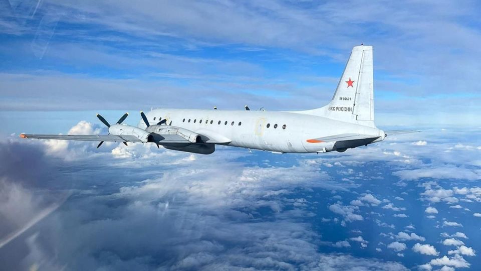 Истребители F-16 ВВС Польши третий раз за неделю были подняты на сопровождение российского самолета радиоэлектронной разведки Ил-20 в небе над Балтийским морем