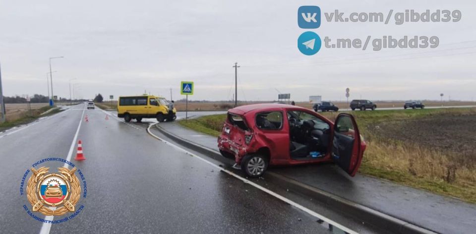 По оперативной информации, сегодня,02.11.2025 в районе 11 часов 30 минут на автодороге «Калининград -Полесск» водитель автомобиля «Мерседес», не соблюдая безопасную дистанцию, совершил столкновение с автомобилем «Тойота»