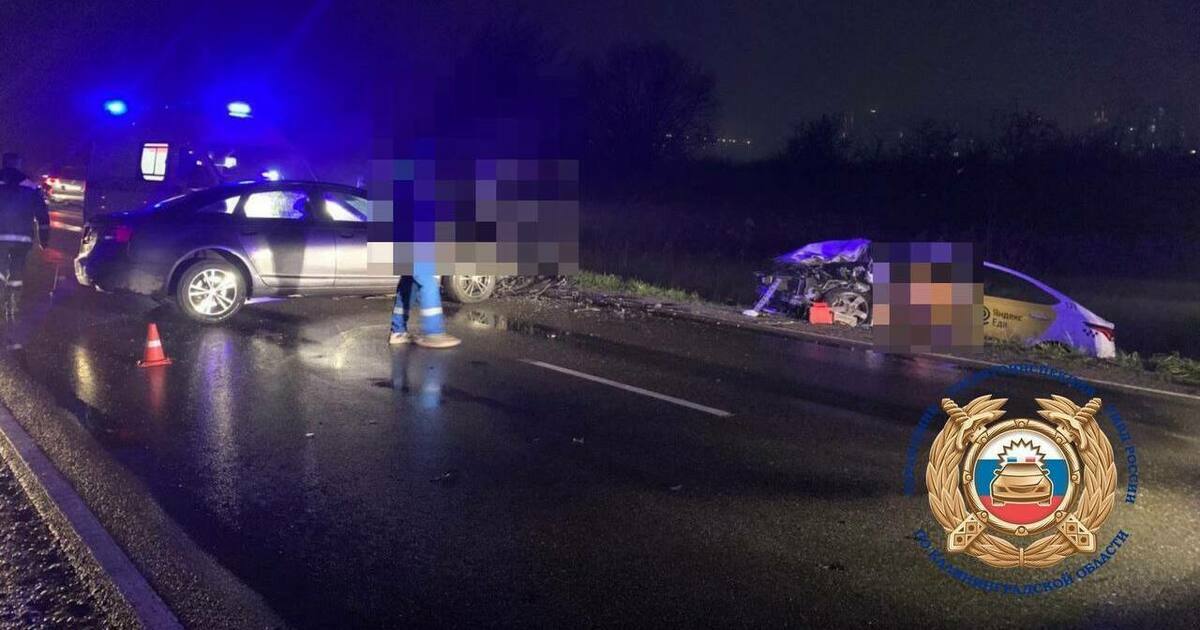 На Южном обходе Калининграда столкнулись два автомобиля