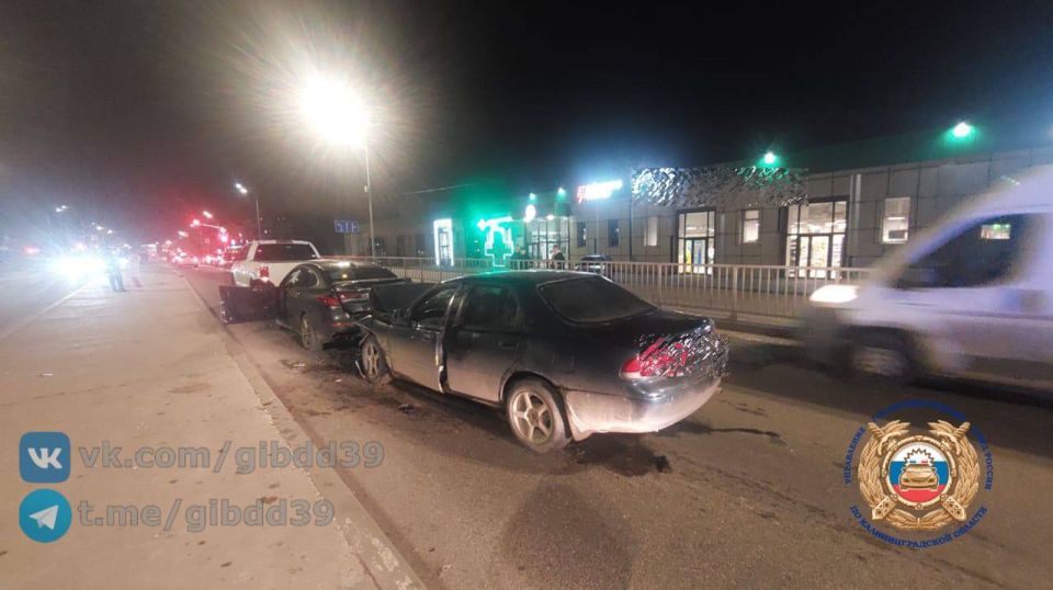 Столкновение трёх транспортных средств в Гурьевском районе