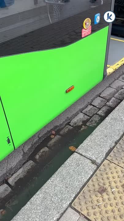 А мы прокатились по историческому маршруту, которым 50 лет назад ездил первый калининградский троллейбус