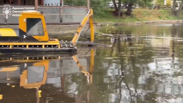 В Светлогорске начали очистку озера Тихое