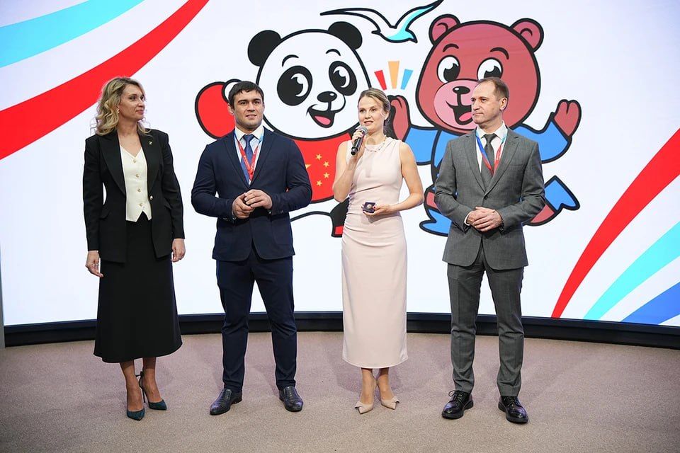 Состоялась официальная презентация символики Российско-китайских молодежных игр, которые пройдут в Калининграде в 2026 году