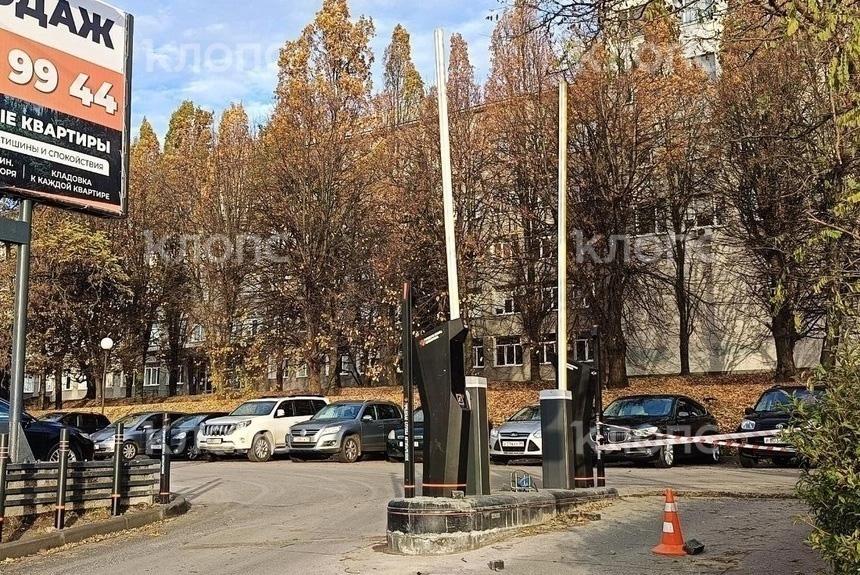 Парковка около «Калининградгражданпроекта» скоро станет платной