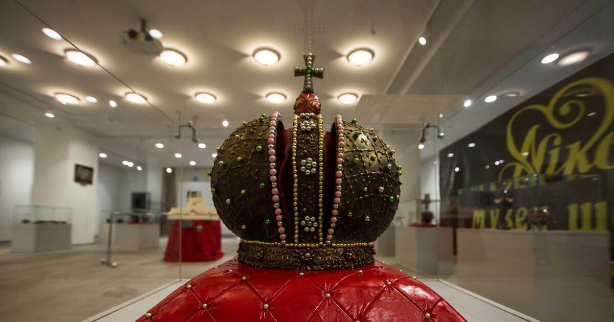 Брата британского короля Карла III принца Эндрю официально лишили его титула