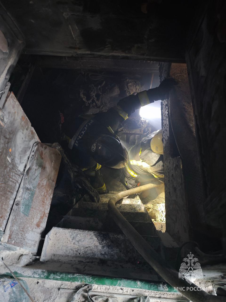 В Пионерском загорелось прогулочное судно В Пионерском загорелось прогулочное судно