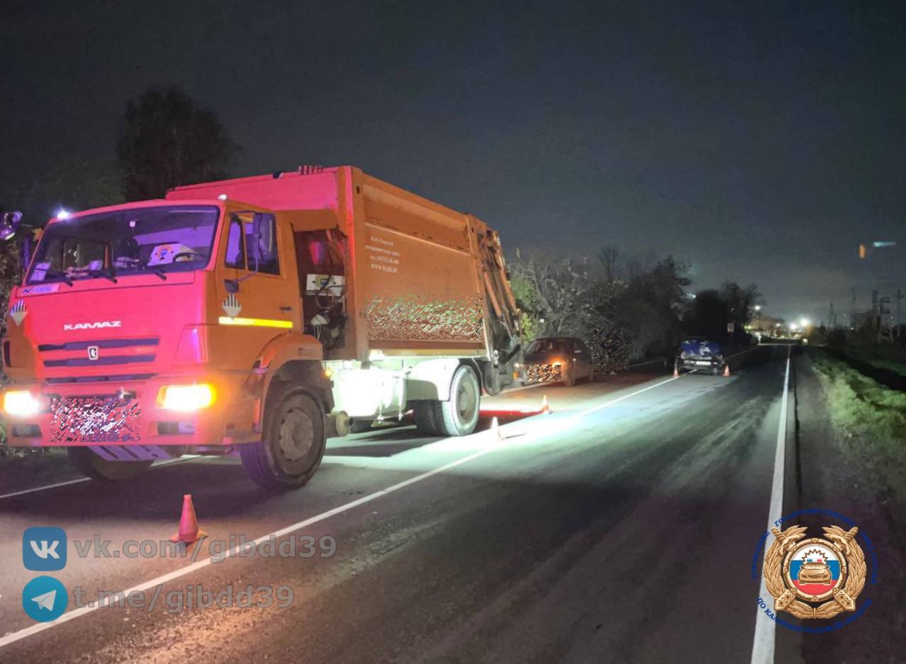 Черняховск. . По предварительным данным, 05.11.2025 года в 21:00 на 89 км 700 метров автодороги «Калининград-Черняховск-Нестеров-граница с Литовской Республикой» двигался автомобиль «Фольксваген» под управлением...