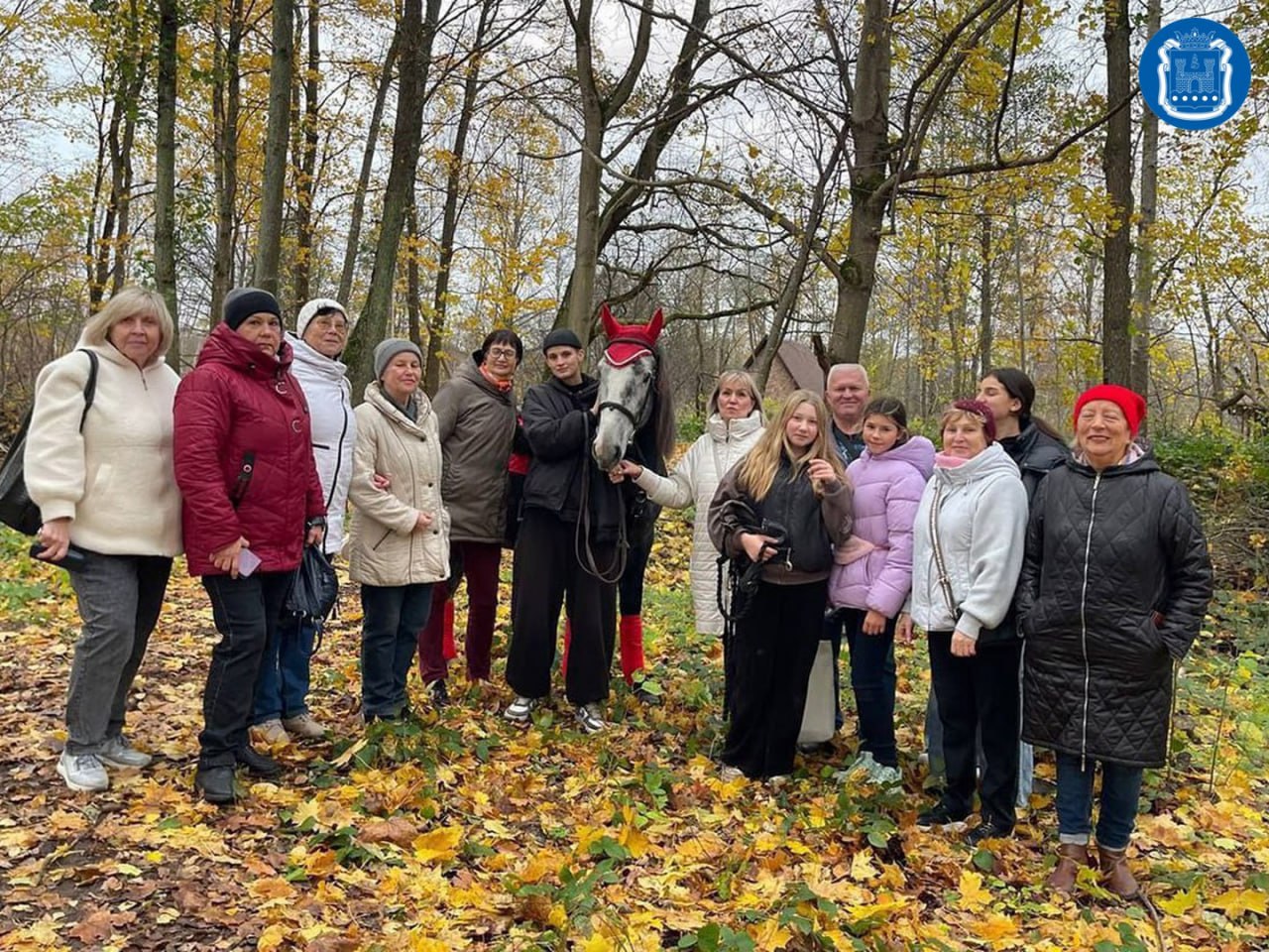 В конном центре «Раушен» прошёл семейный праздник для участников проекта «Балтийское долголетие»