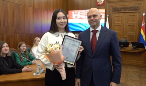 В 2026 году жилищные сертификаты в регионе смогут получать все учителя