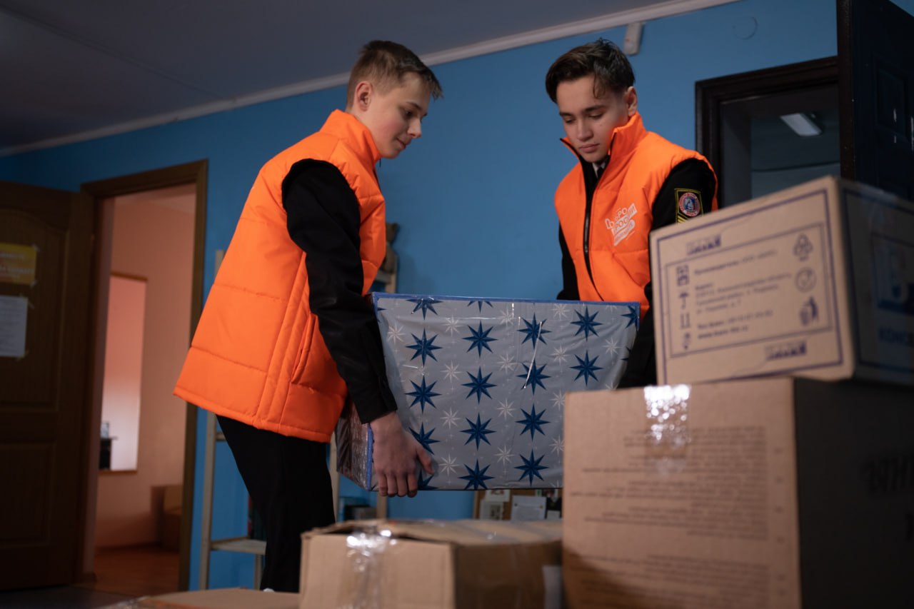 В Калининграде стартовала городская патриотическая акция «Посылка солдату»