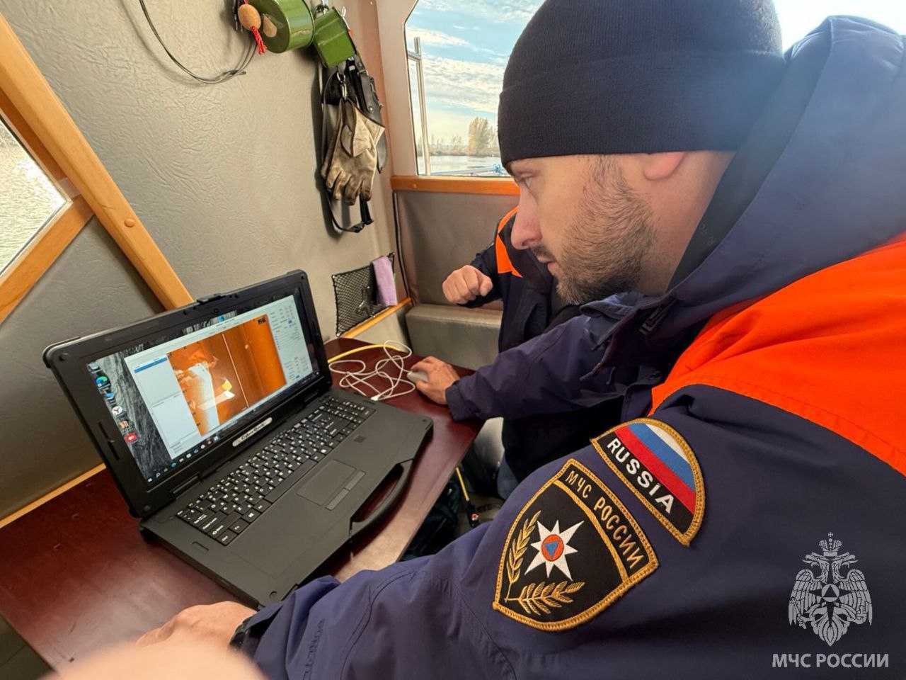 На акватории реки Преголя прошли тренировки сотрудников поисково-спасательного отряда МЧС России по Калининградской области На акватории реки Преголя прошли тренировки сотрудников поисково-спасательного отряда МЧС России по Калининградской области