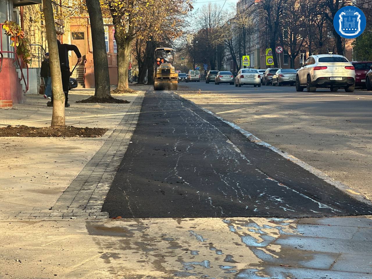 Алексей Беспрозванных проверил, как идут работы по ремонту тротуаров и обновлению трамвайной инфраструктуры в Калининграде Алексей Беспрозванных проверил, как идут работы по ремонту тротуаров и обновлению трамвайной инфраструктуры в Калининграде