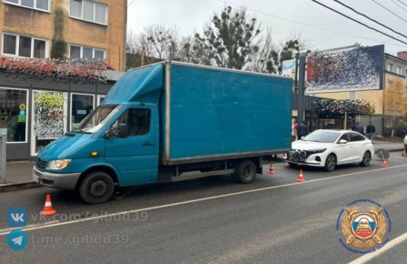   ,  10.11.2025  10:15  .   .     19,            ...