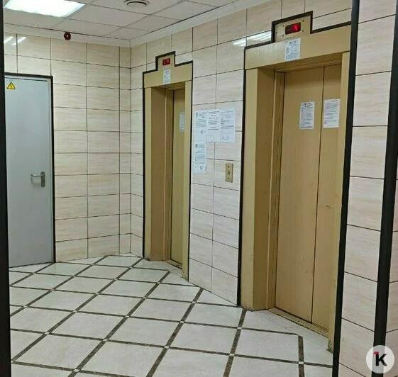 Лифт на Каштановой аллее продолжает срываться почти ежедневно Лифт на Каштановой аллее продолжает срываться почти ежедневно