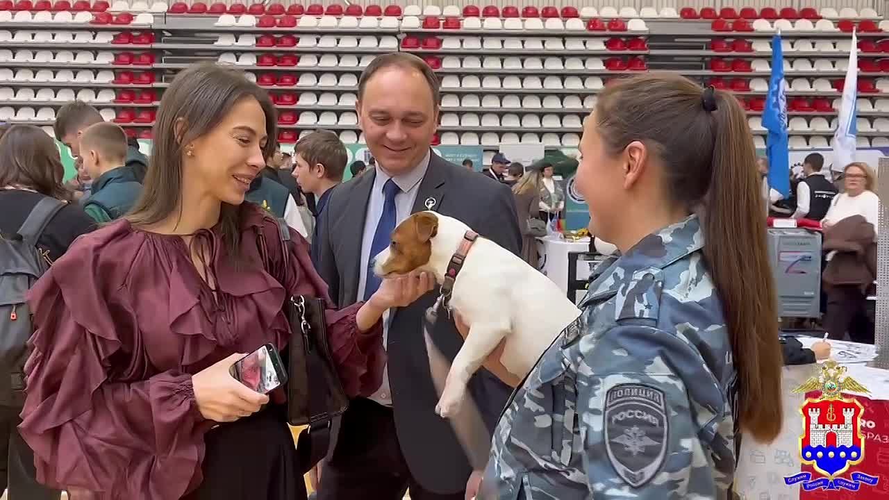 Сотрудники калининградской полиции познакомили посетителей выставки «PRO Образование» с возможностями службы в полиции