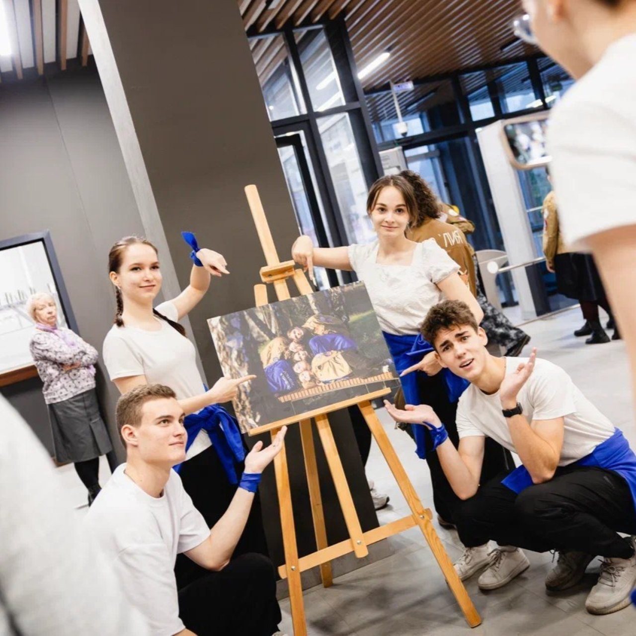 В Калининграде подвели итоги летнего трудового семестра студенческих отрядов В Калининграде подвели итоги летнего трудового семестра студенческих отрядов