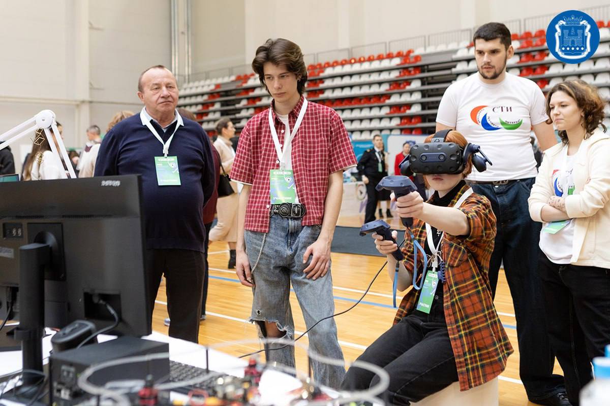 В «Автотор-Арене» стартовала выставка «PRO Образование» для школьников В «Автотор-Арене» стартовала выставка «PRO Образование» для школьников