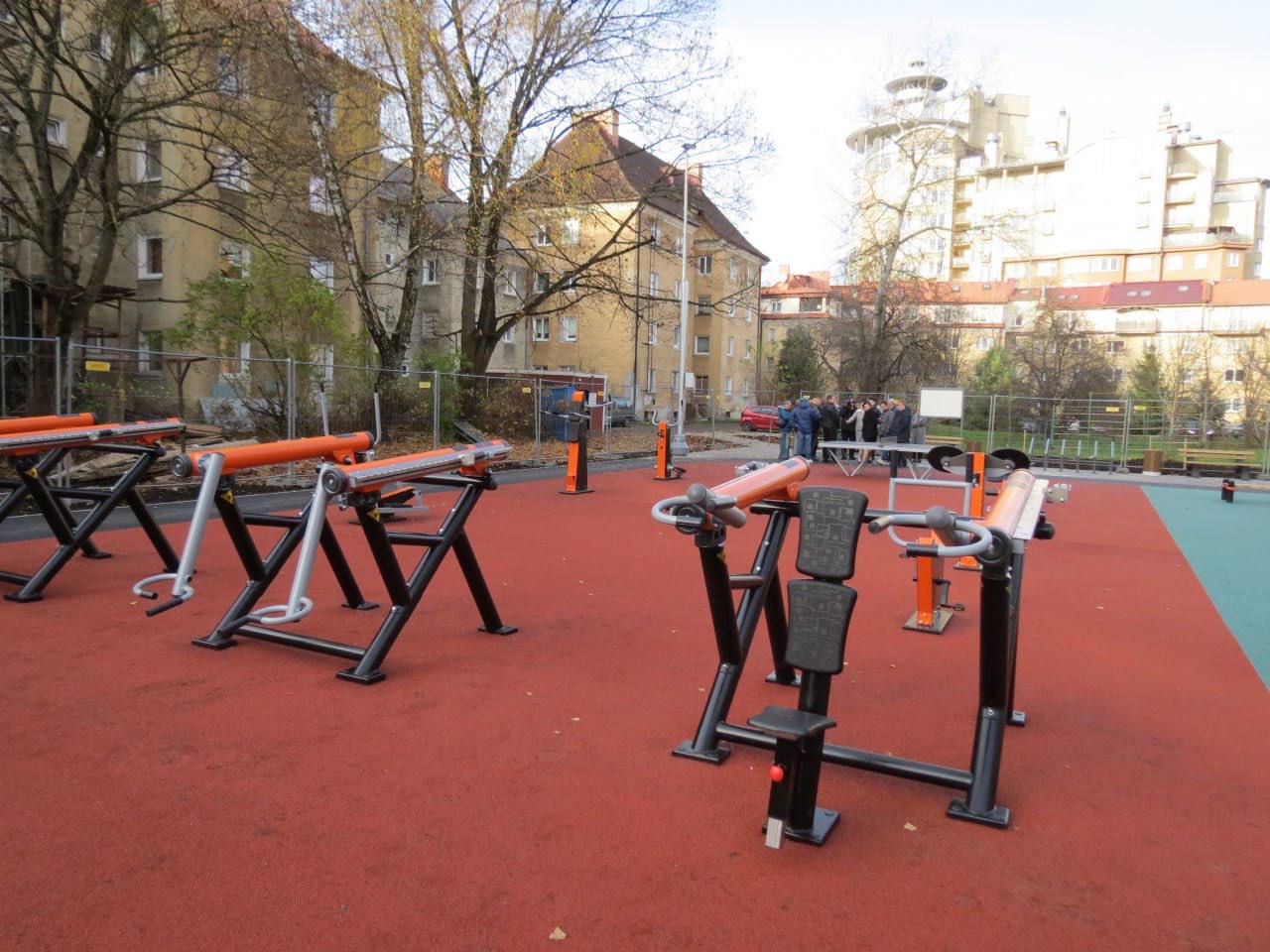 Елена Дятлова: Сразу две спортивные площадки в районе улицы Красной обновляем в этом году Елена Дятлова: Сразу две спортивные площадки в районе улицы Красной обновляем в этом году