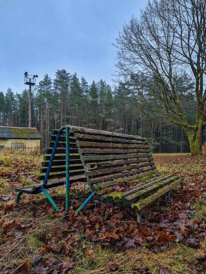 Экскурсовод показал заброшенную турбазу на берегу Виштынца, чей хозяин не пережил 90-е Экскурсовод показал заброшенную турбазу на берегу Виштынца, чей хозяин не пережил 90-е