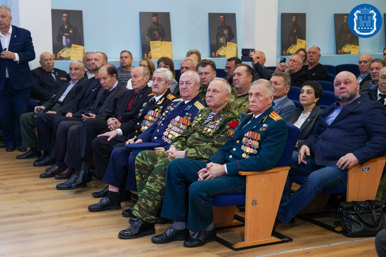 В Калининграде прошёл слёт ветеранов боевых действий В Калининграде прошёл слёт ветеранов боевых действий